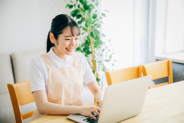看護師もできる！チャットレディとして働く新しいスタイル